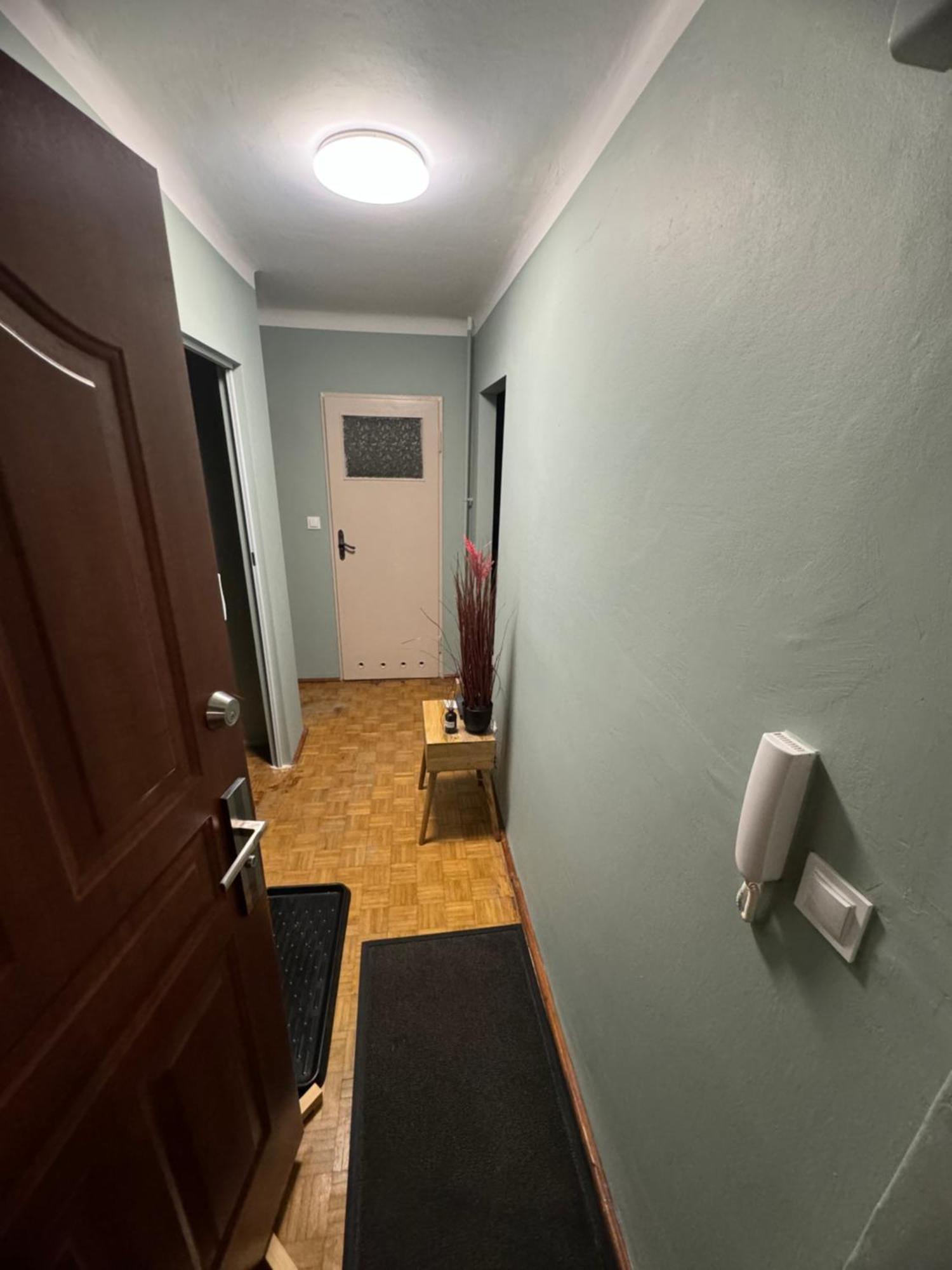 Apartment Mieszkaj U Marty Stale Na Stalym Jaworzno